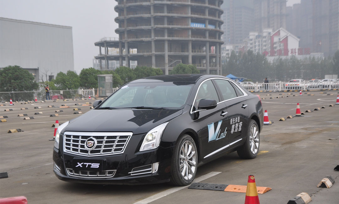 塔城南京安吉明杰4S店周年庆活动案例